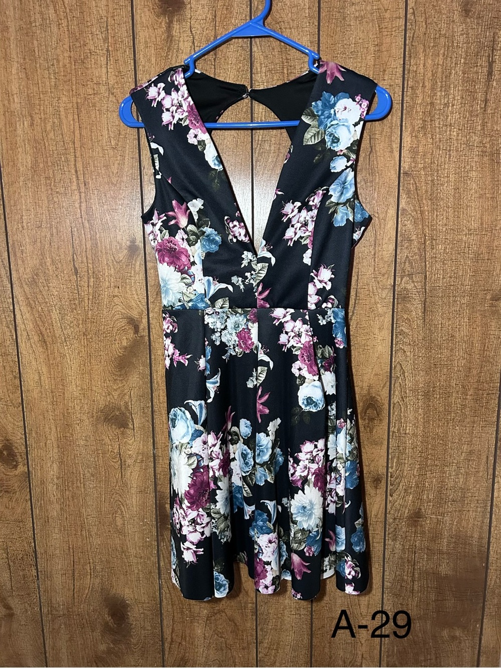 Windsor Women’s Small Black Floral Deep V Open Back Fit Flare Dress